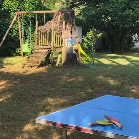 Gite 2-4 Couchages Situe Dans Un Magnifique Jardin Saint-Vivien  Exteriör bild